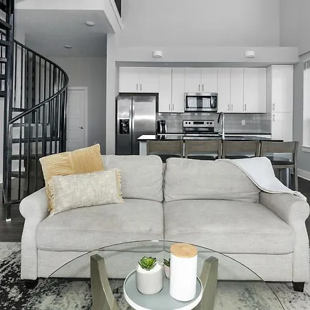 Landing At The Exchange - 2 Bedrooms In San Marco